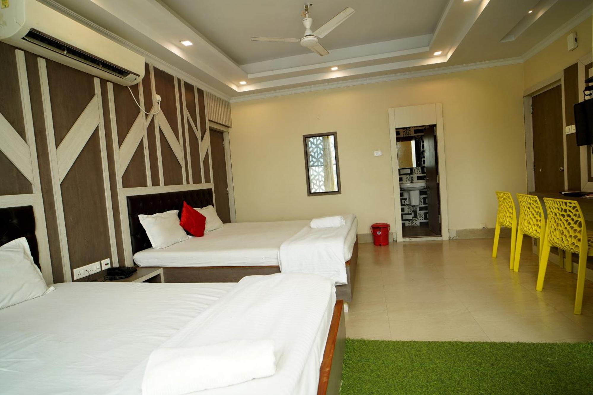 Royal Sea View !! Beach Front With Free Wifi !! Digha  Esterno foto