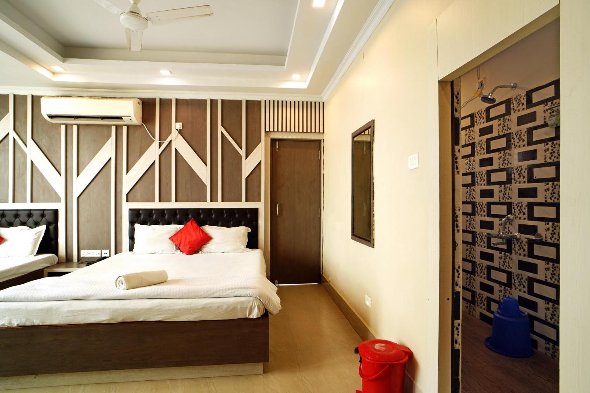 Royal Sea View !! Beach Front With Free Wifi !! Digha  Esterno foto