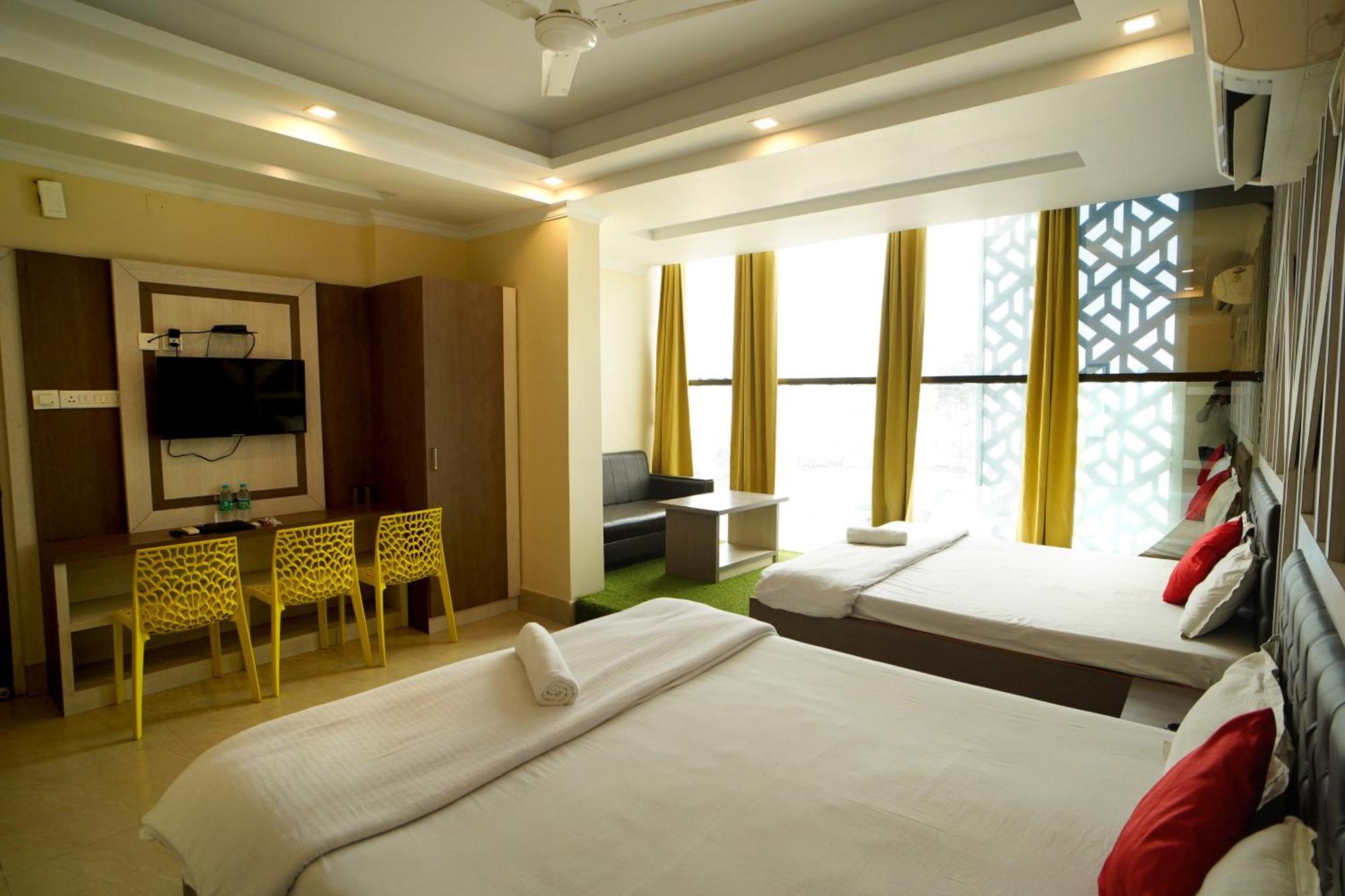 Royal Sea View !! Beach Front With Free Wifi !! Digha  Esterno foto