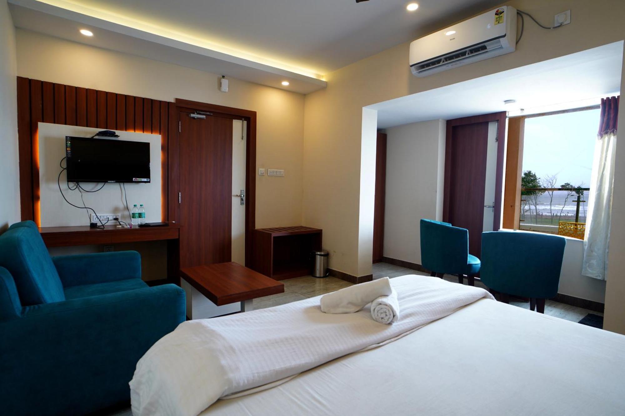 Royal Sea View !! Beach Front With Free Wifi !! Digha  Esterno foto