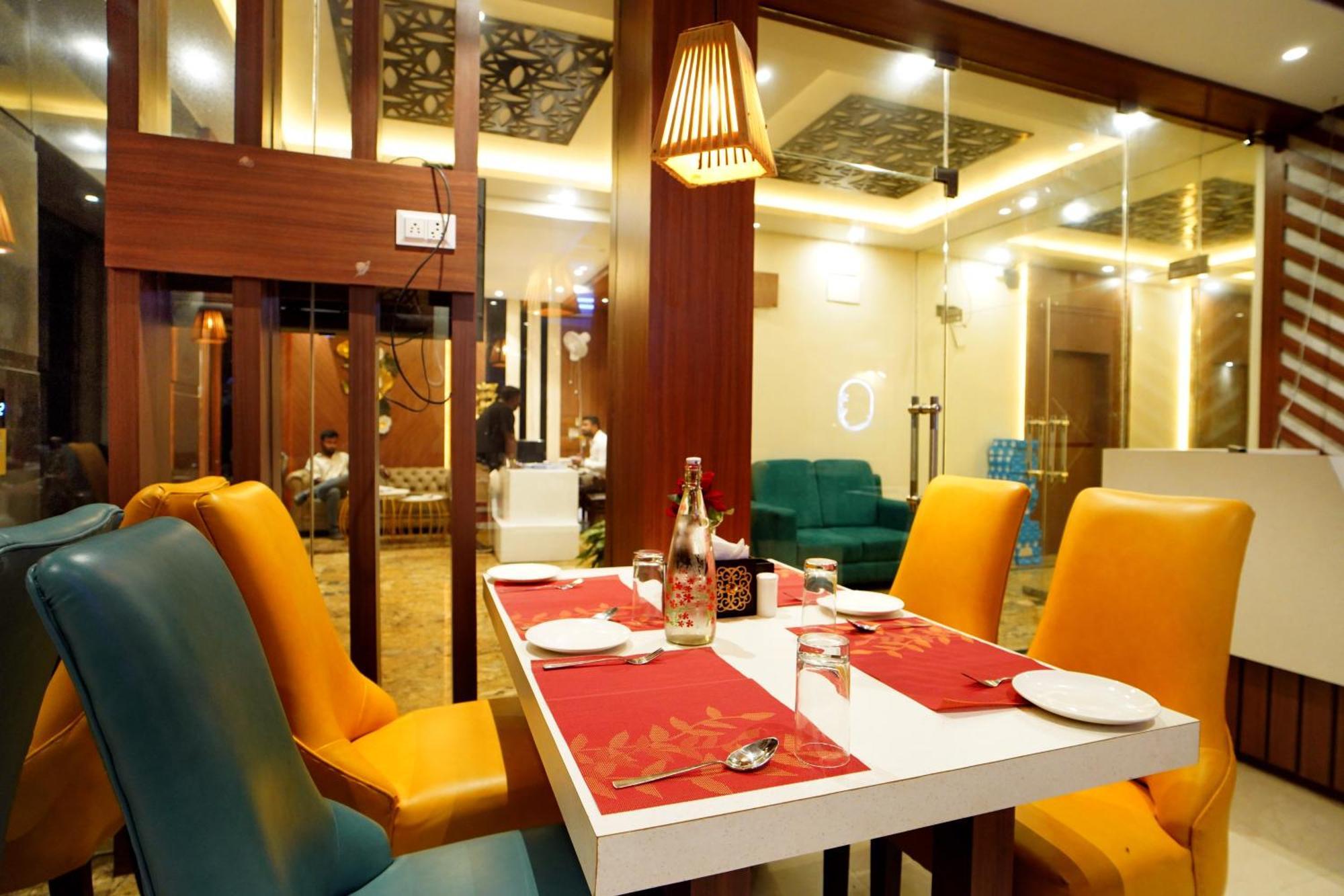 Royal Sea View !! Beach Front With Free Wifi !! Digha  Esterno foto